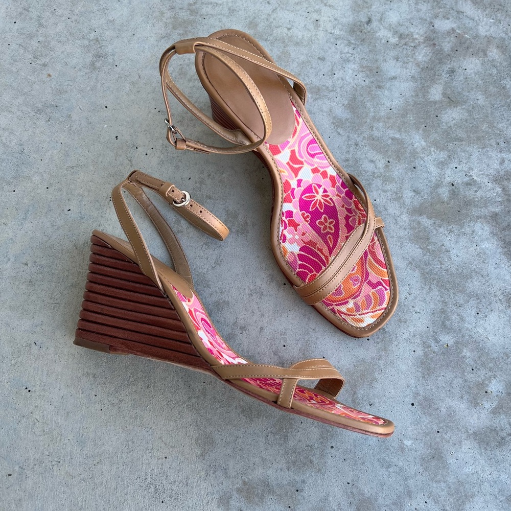 Women’s Tan Wedge Sandals with Pink Floral Insole